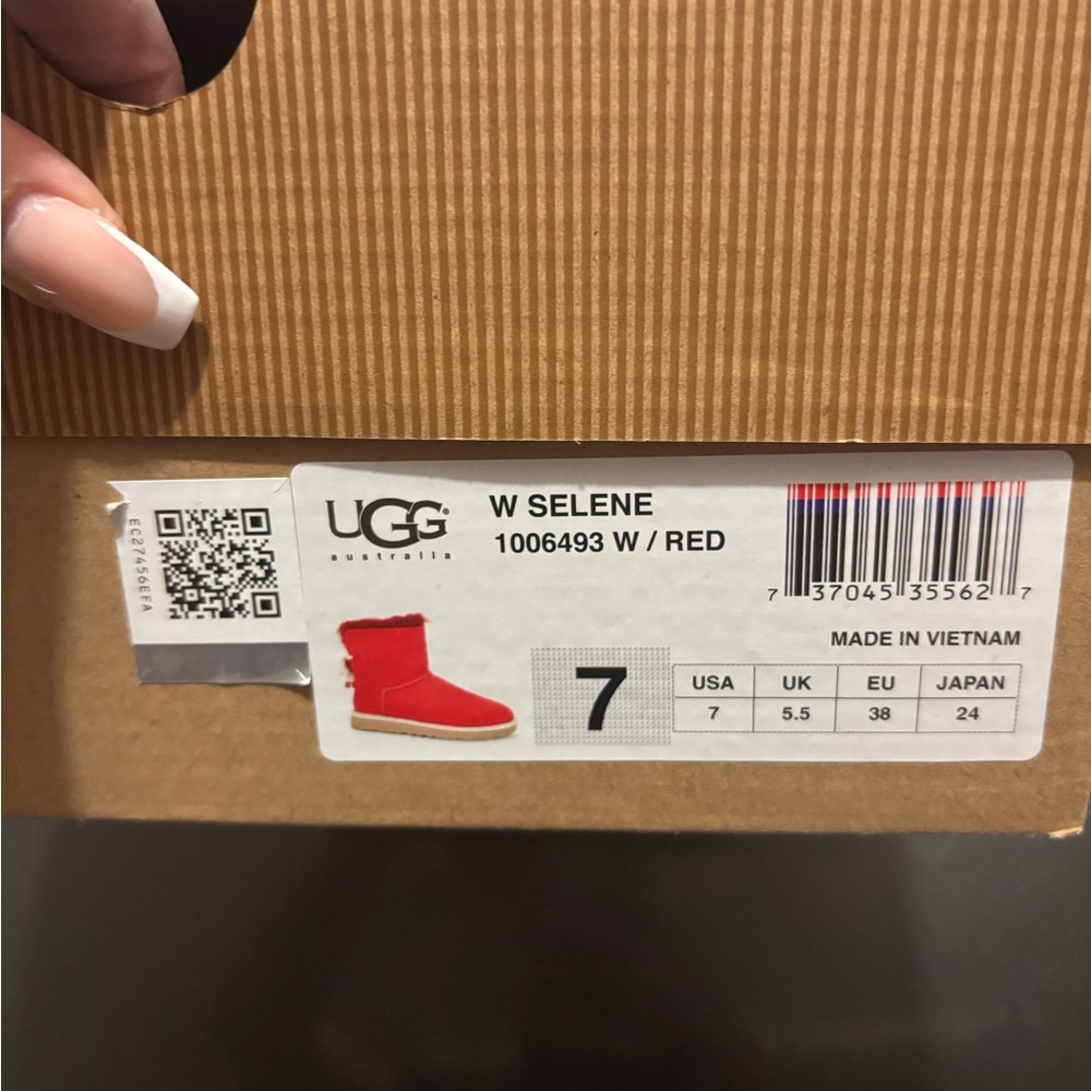 UGG Selene (red) size 7 with box